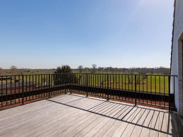 Penthouse met 3 slpk en uniek verzicht in Handzame