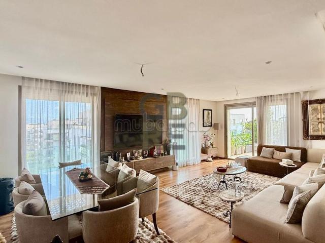 Penthouse meublé à vendre à Eagle Hills