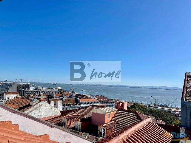 Penthouse na Estrela com parqueamento | 26084066152