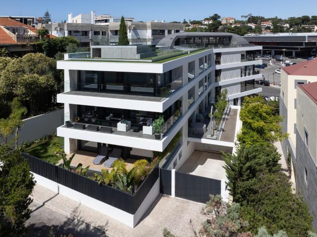 Penthouse na zona exclusiva do Estoril 440m² Cascais e Estoril