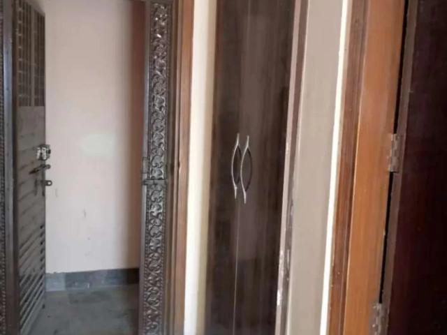 Penthouse new v.v.i.p location near main road Karachi Liaquatabad ID 39064