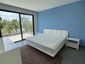 Penthouse Nick Price 407