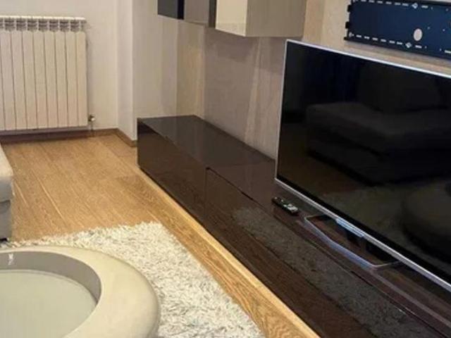Penthouse, semidecomandat, 111 mp, piscina, 2x parcare, terasa, ansamblul Rovere