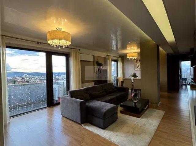 Penthouse panoramic | 3 Parcări | Vedere spectaculoasă asupra Clujului