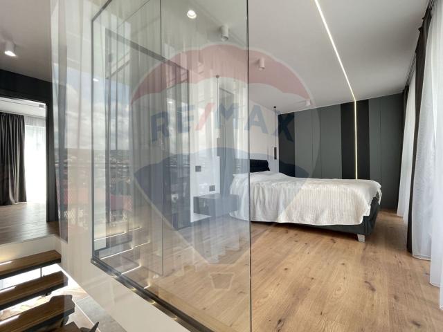 penthouse pe 2 niveluri, 115 mp, imobil nou
