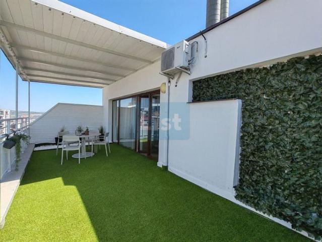 Penthouse pe 2 niveluri cu terase, parcare in Buna Ziua! comision 0%┃