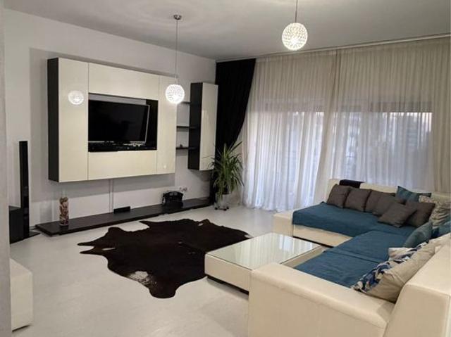 Penthouse premium 4 camere, 2 bai, parcare, Lipovei