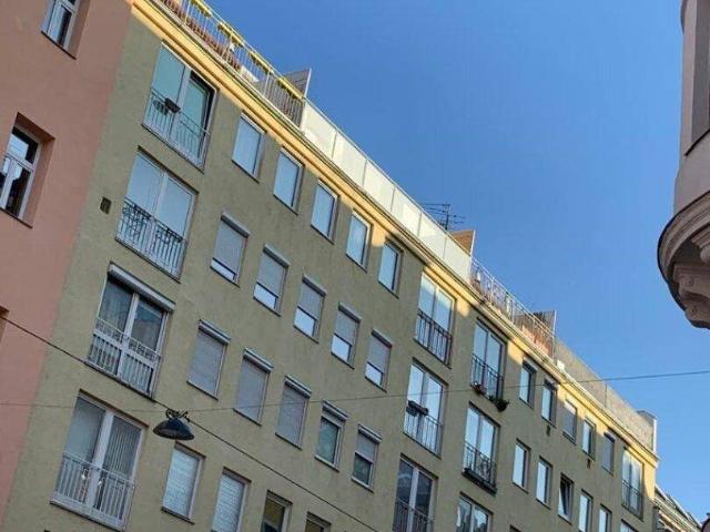 PENTHOUSE RARITÄT NÄHE URANIA 114m2 MIT 2 TERRASSEN!
