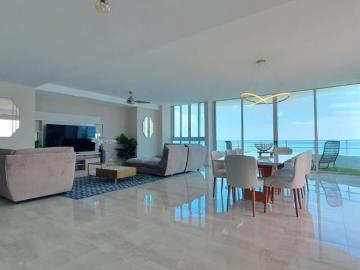 PENTHOUSE REMODELADO EN CORONADO BAY, FRENTE AL MAR