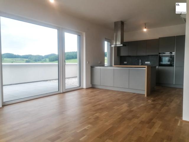 Penthouse Wohnung mit großer Dachterrasse und tollem Ausblick! Zu Vermieten ab 01.03.2026