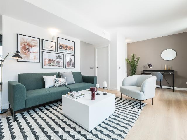 Penthouse with terrace for rent in La Guindalera