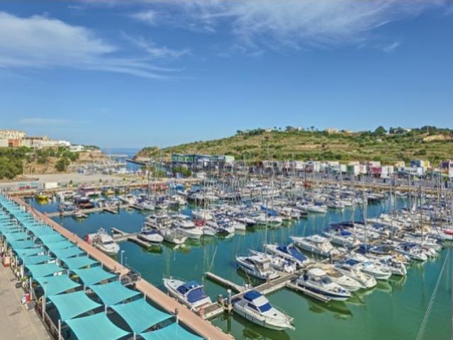 Penthouse T2 com Vista Mar na Marina de Albufeira Algarve