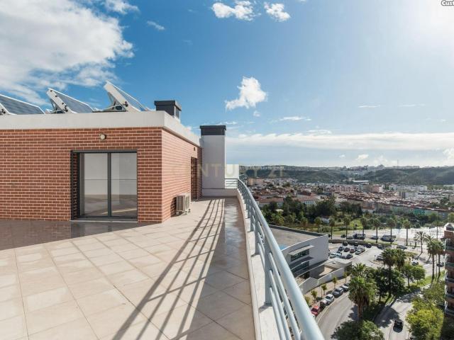 Penthouse T3+1 | Colinas do Cruzeiro | Odivelas