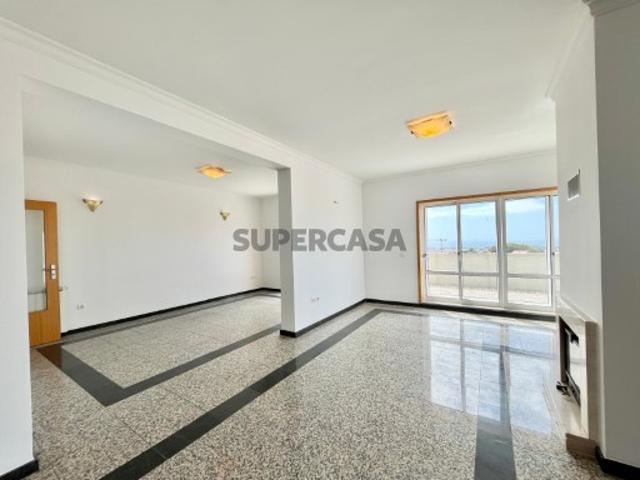 Penthouse T3+1 Vilar Paraíso
