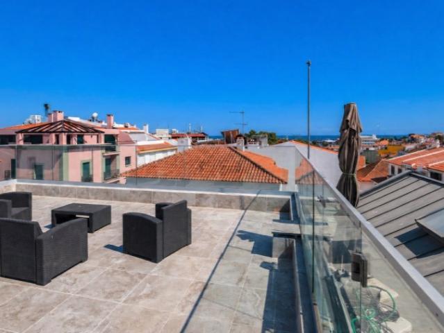 Penthouse T3 à venda no centro de Cascais