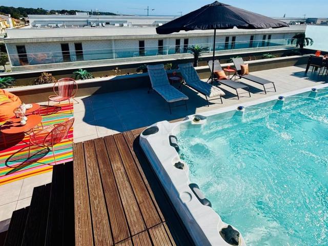 Penthouse T3 de Luxo em Canidelo | Vista Mar & Rooftop Priva. 135m² Canidelo