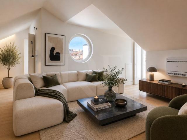 Penthouse T3 duplex com terraço e vistas sobre Lisboa 175m² Estrela