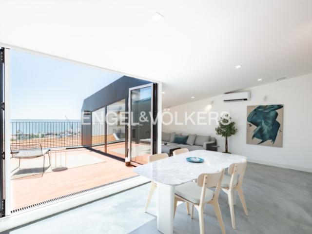 Penthouse T3 Duplex com Vista Tejo em Condomínio Exclusivo