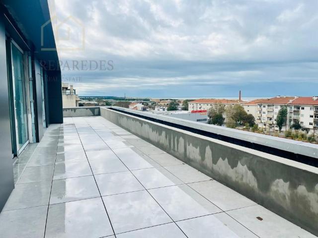 Penthouse T3 novo no centro de Espinho, Aveiro para comprar. 125m² Espinho