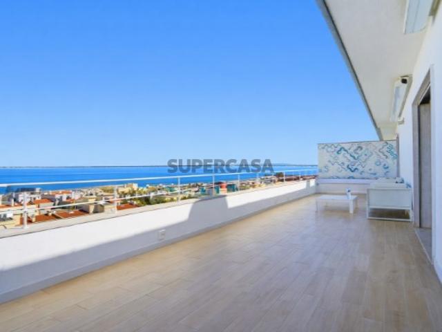 Penthouse T3 possível T4 com Terraço, plena vista Rio e Garagem, para Venda no Parque das Nações, Lisboa