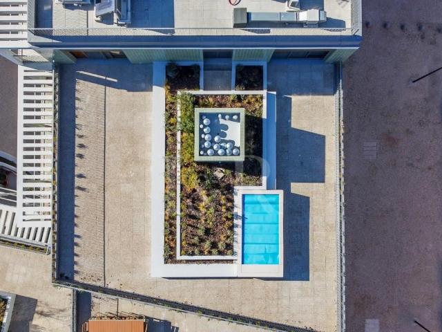 Penthouse T4+1 com terraço, piscina e vista rio no Dafundo. 163m² Algés, linda a velha e cruz quebrada dafundo