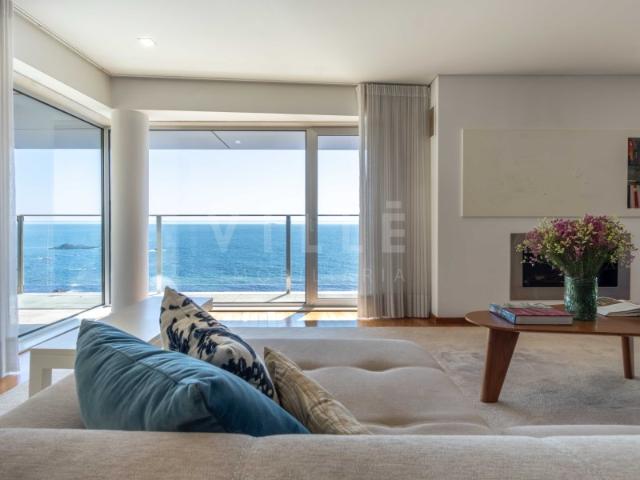 Penthouse T4+1 | Primeira Linha de Mar | Avenida Brasil | Foz do Douro