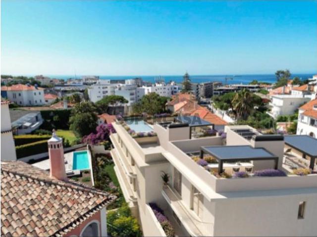 Penthouse T4 + 1 com piscina, Estoril, Cascais