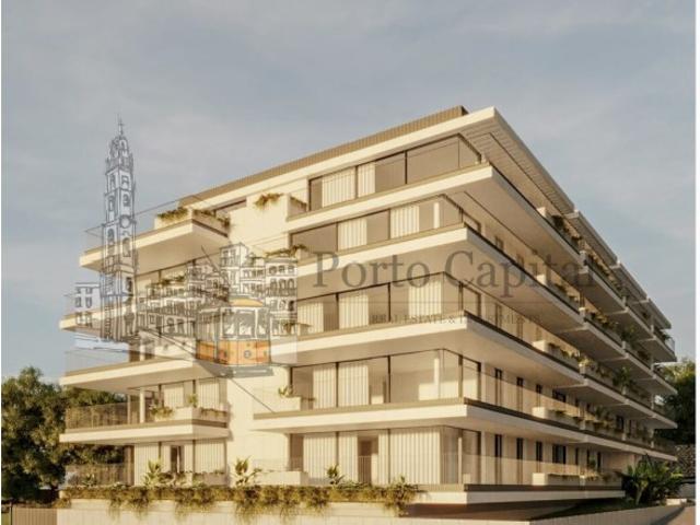 PENTHOUSE T4 1ª LINHA DE MAR