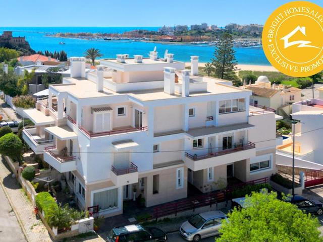 Penthouse T4 de topo com fantásticas vistas panorâmicas em F. 206m² Ferragudo