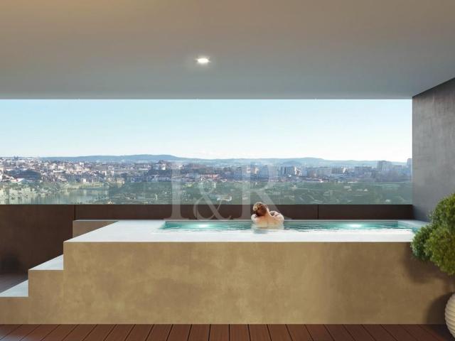 Penthouse T4 duplex com terraço, piscina e vista rio em Vila. 156m² Cedofeita, santo ildefonso, sé, miragaia, são nicolau e vitória