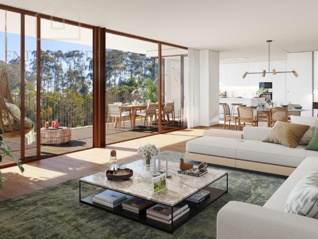 Penthouse T4 Duplex de luxo com 3 lugares de estacionamento. 263m² Oliveira Do Douro