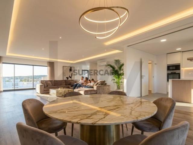 Penthouse T5 nova com vista rio