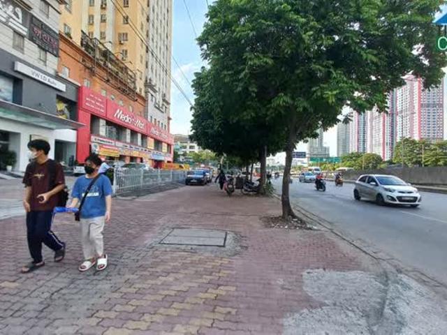 Penthouse tòa gold land 18 phạm hùng 3 ngủ 2 vê sinh lô góc 120m 3 tỷ