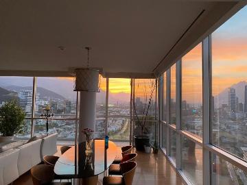 Penthouse Torre Liu Residences, Valle Oriente