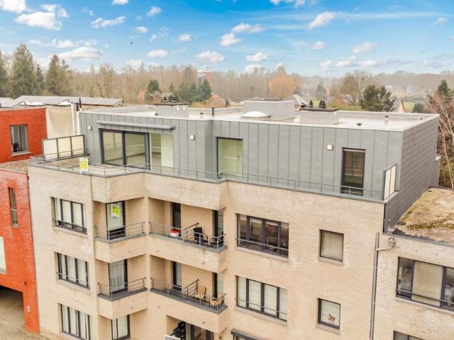 Penthouse te koop voor 369000 euro met 2 slaapkamers