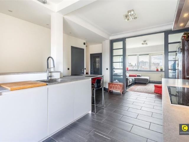 Penthouse te koop voor 424500 euro met 3 slaapkamers