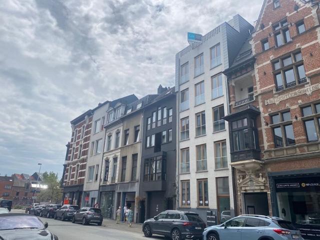 Penthouse te koop voor 595000 euro met 2 slaapkamers
