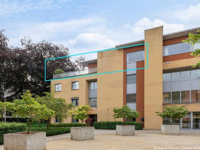 Penthouse te koop voor 699000 euro met 2 slaapkamers