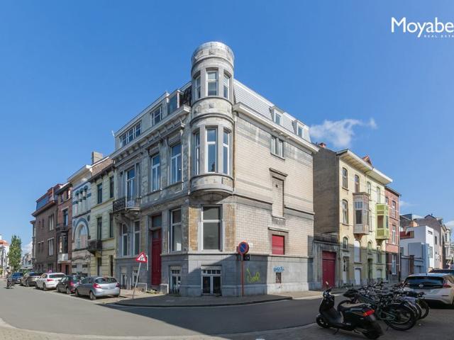 Penthouse te koop voor 895000 euro met 3 slaapkamers
