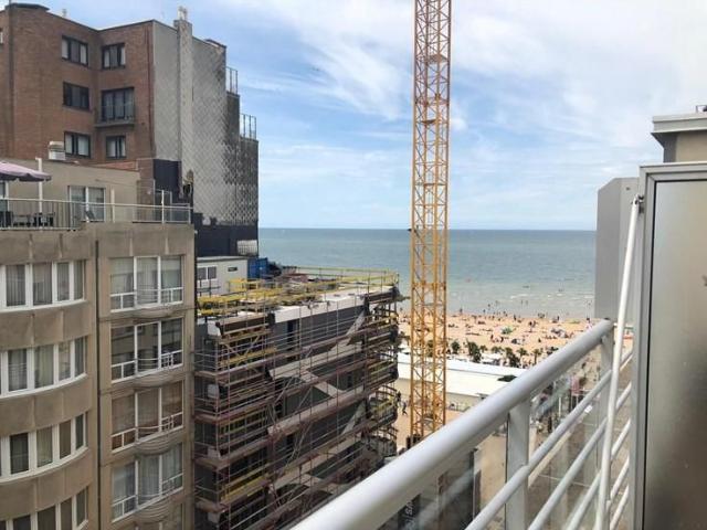 Penthouse TE KOOP hartje Oostende met mooi zonnig lateraal z