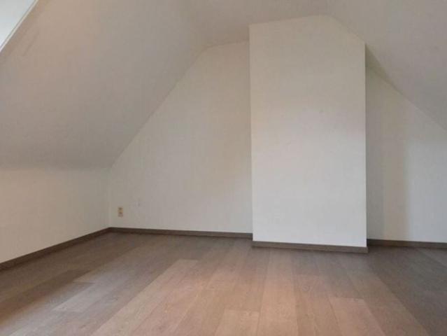 Penthouse te huur in Baasrode voor € 760 met 2 slaapkamers