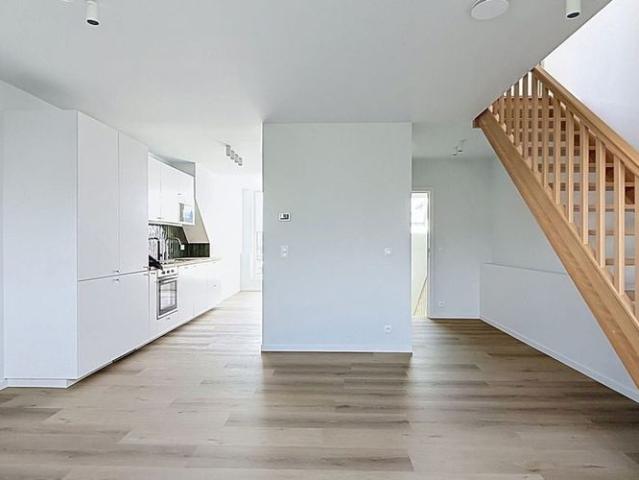 Penthouse te huur in Etterbeek voor € 1.490 met 1 slaapkamer