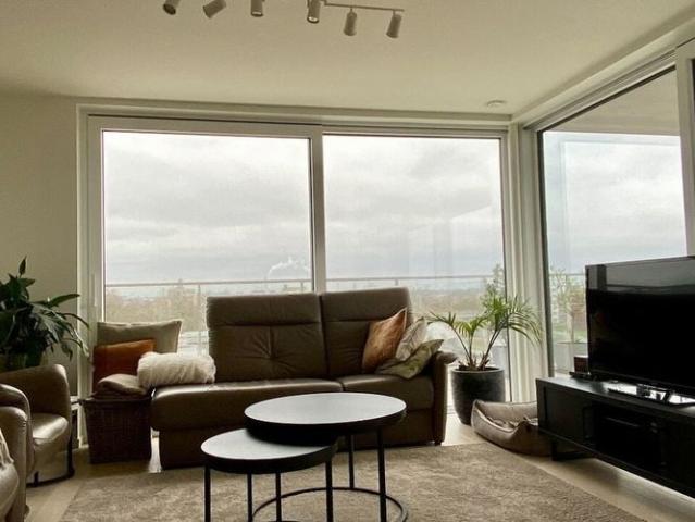 Penthouse te huur in Harelbeke voor € 975 met 2 slaapkamers