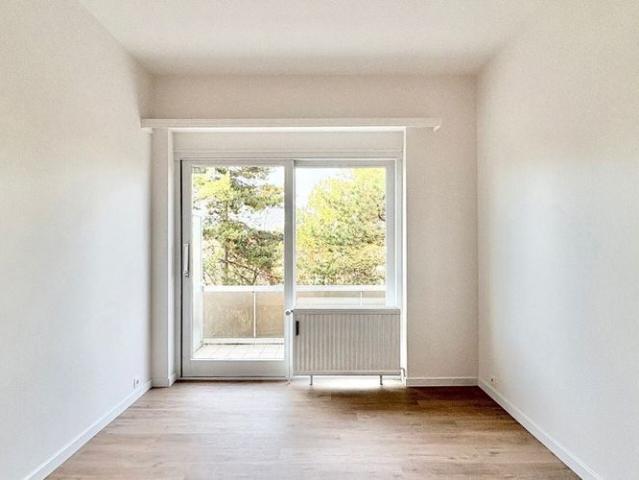 Penthouse te huur in Sint Lambrechts Woluwe voor € 3.100 met 5 slaapkamers