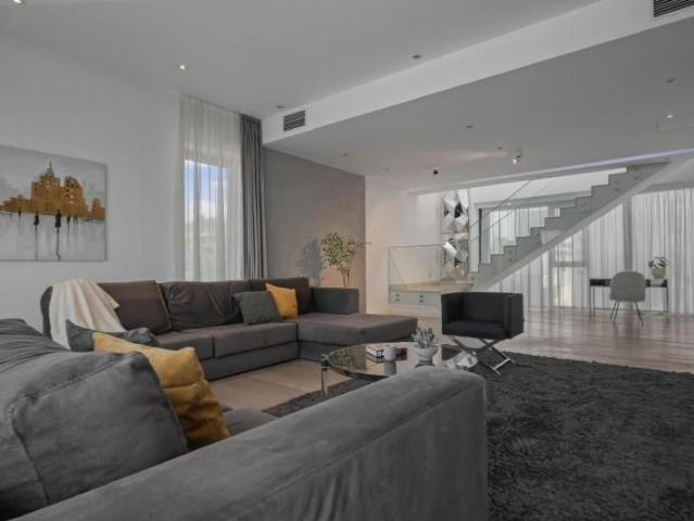 Penthouse tip duplex | 4 camere | One Herastrau Park