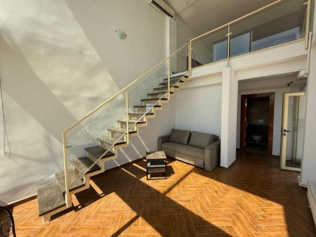 Penthouse tip Duplex cu terasa de 150 m vedere lac Tabacarie