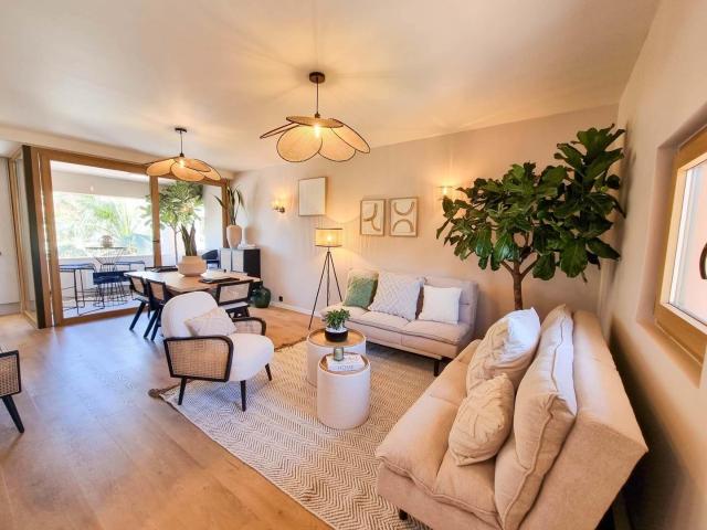 Penthouse Triplex T2+1 Marina Vilamoura Totalmente renovado. 130m² Vilamoura