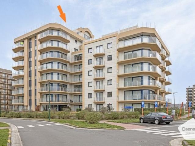 Penthouse unique de 3 chambres avec vue sur la mer dans u.