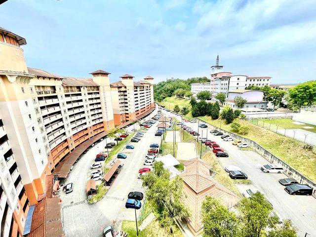 Penthouse Unit Apartment Baiduri Seksyen 7 Shah Alam For Sale