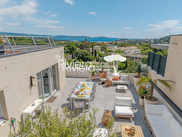PENTHOUSE VILLA SUR LES TOITS !